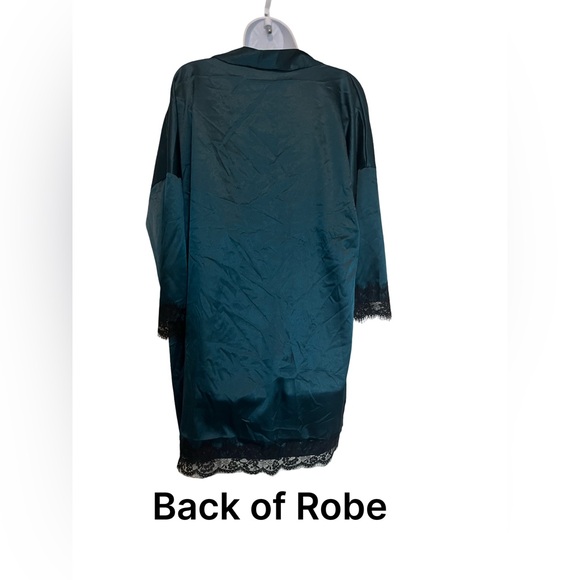 Elegant Forest Green and Lace Trim Kimono Robe. Size Large. Good Condition. - Picture 4 of 6